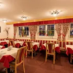 Gidis Hof 3*