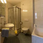 Gidis Hof Casa de hóspedes 3*