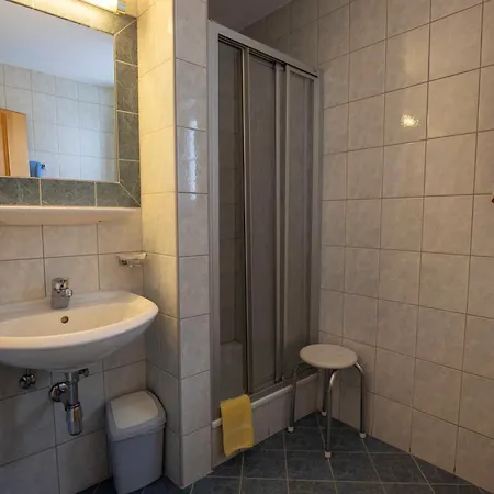 Gidis Hof 3*
