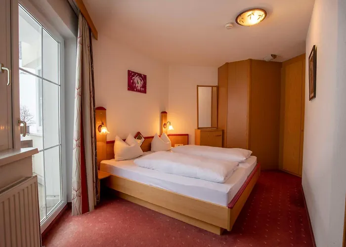 Gidis Hof אישגל